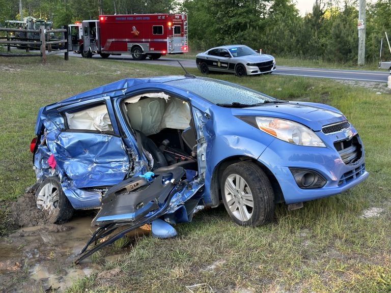 2 people airlifted after crash on Hwy 24/27