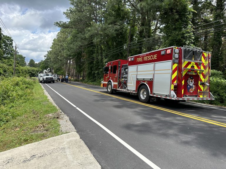Power lines down on N Poplar Street | Photo: Patrick Priest