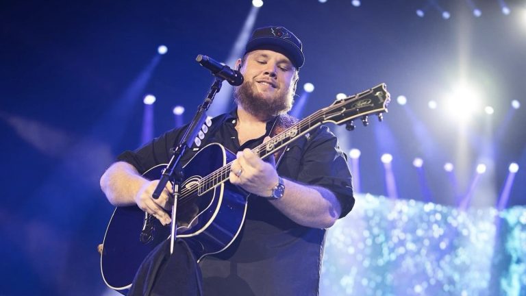Luke Combs to headline Hurricane Helene relief concert