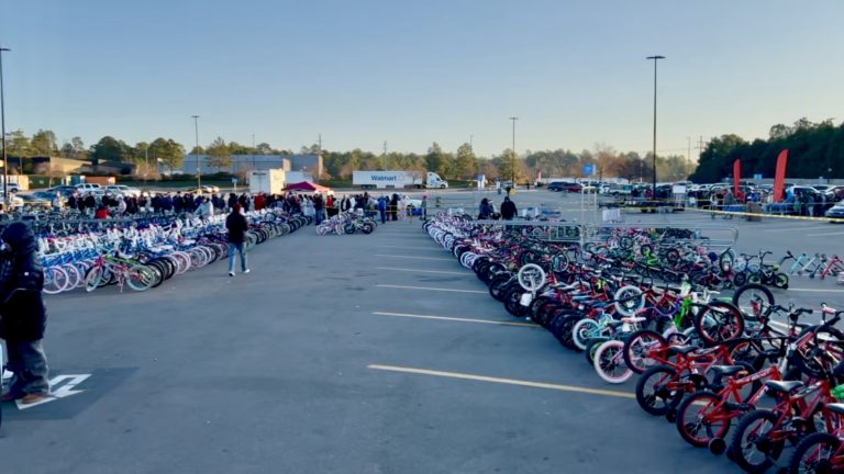Project Santa gives bikes to kids Christmas morning