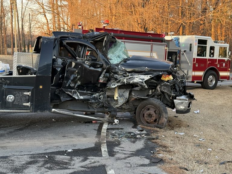 Collision of two heavy duty trucks closes one lane of Highway 24-27