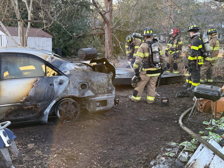Flames from burn barrel spreads to a vehicle in Lakeview