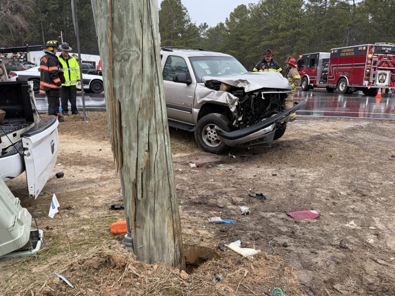 Over 2,000 lose power after crash on Doubs Chapel Road