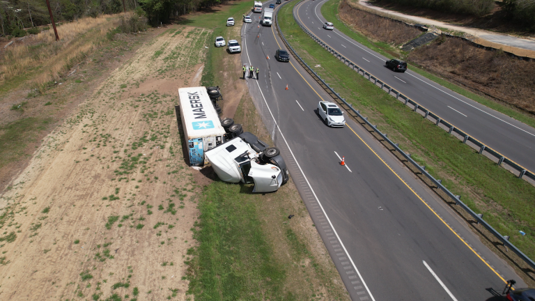 Semi-truck overturns along U.S. 1 in Southern Pines