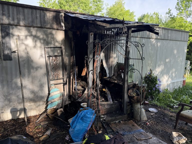 Woman injured in early morning mobile home fire near Robbins